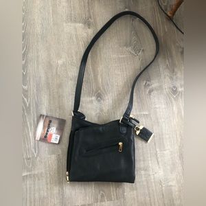 Bulldog conceal and carry leather purse NWT